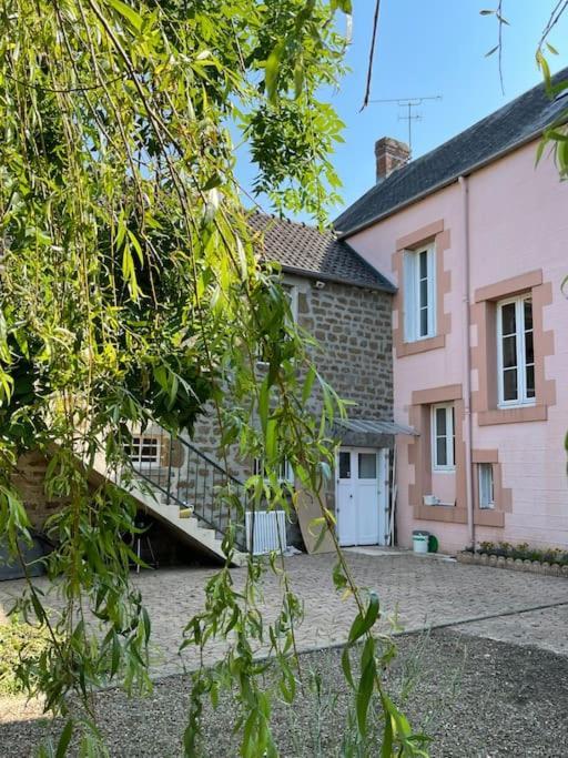 Les Maisons D'Aure: Le Studio Putanges Exterior foto